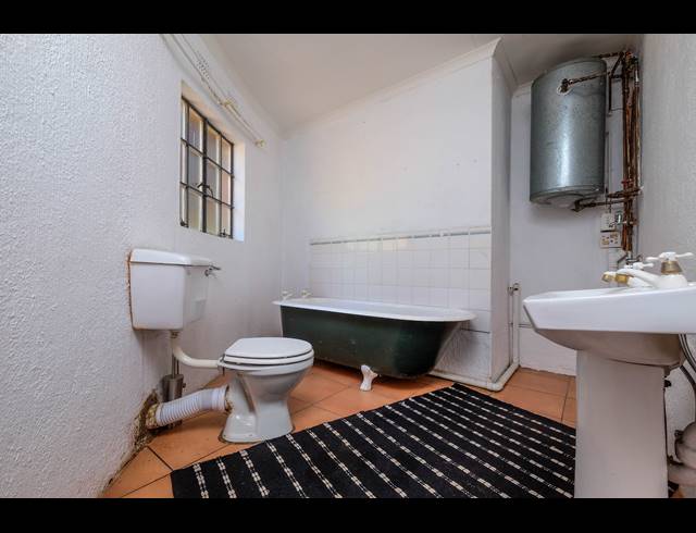 3 BEDROOM HOUSE TO LET IN CHARTWELL